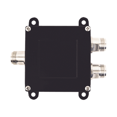 [859-114] Separador TAP -7 dB con rango de frecuencia de 700 a 2500 MHz. Ideal para separar las antenas a diferentes longitudes de cable coaxial. 50 Ohm. Conectores N Hembra. 